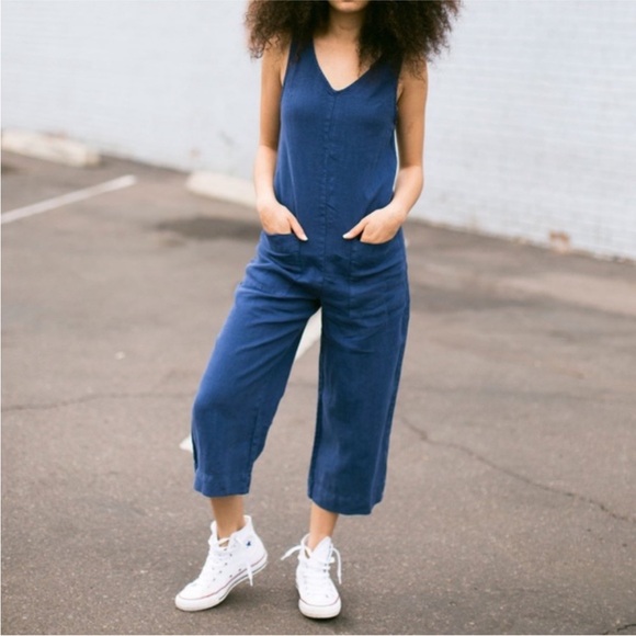 Suunday Navy Blue Linen Jumpsuit XS - Picture 1 of 7